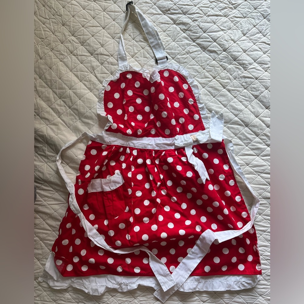 Minnie Mouse Walt Disney world apron